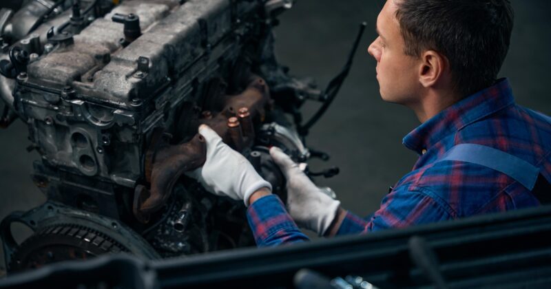 The Heartbeat of Your Ride: Top 5 Signs Your Car Needs Engine Repair Before It&rsquo;s Too Late