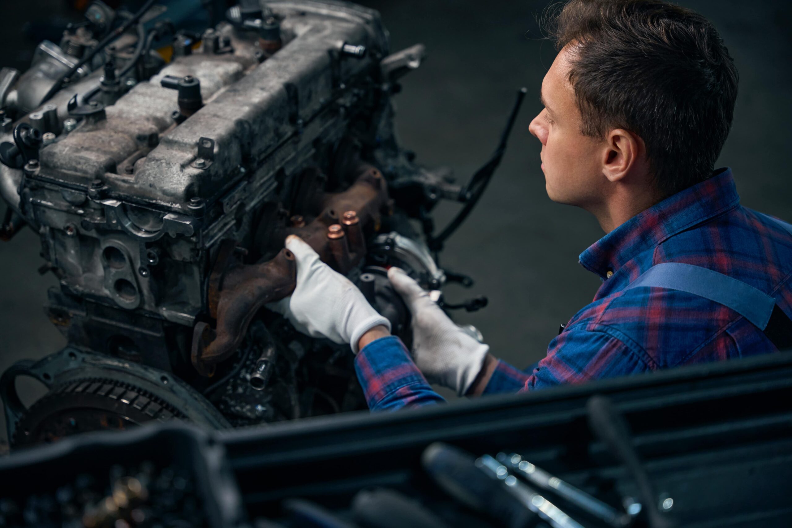 The Heartbeat of Your Ride: Top 5 Signs Your Car Needs Engine Repair Before It's Too Late